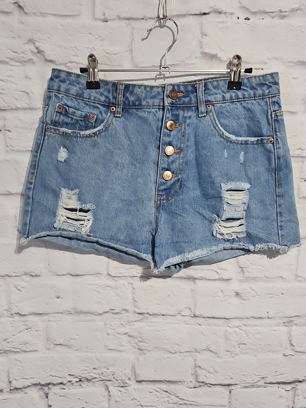 Forever 21 Light Wash Ripped Button-Front Denim Shorts